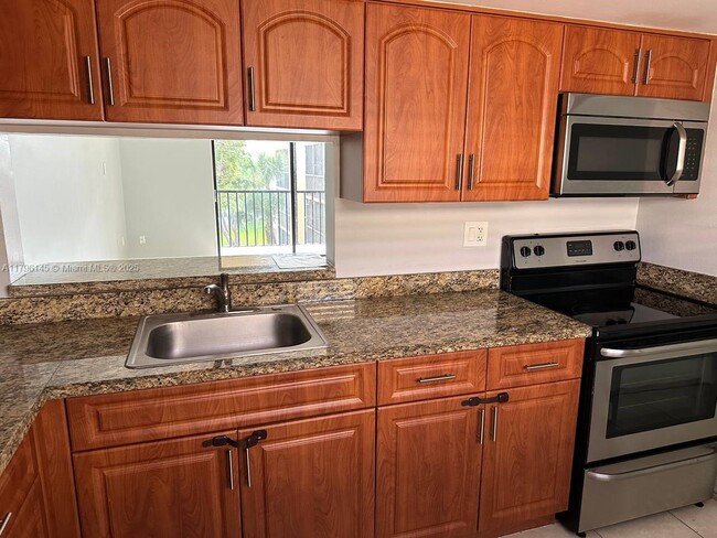 Foto del edificio - 8420 SW 133rd Avenue Rd
