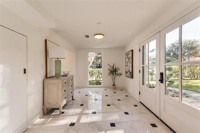 Foto del edificio - 5501 Hillcrest Ave