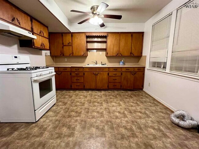 Foto del edificio - 1063 W Wenonah Blvd