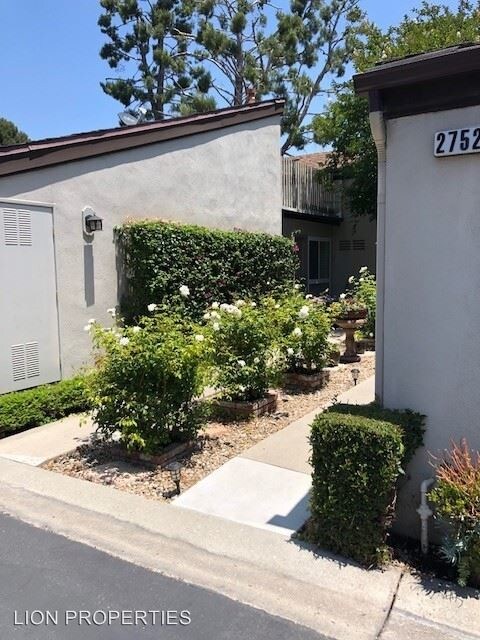 Building Photo - 3 br, 2.5 bath House - 2756 CRAIG CIRCLE