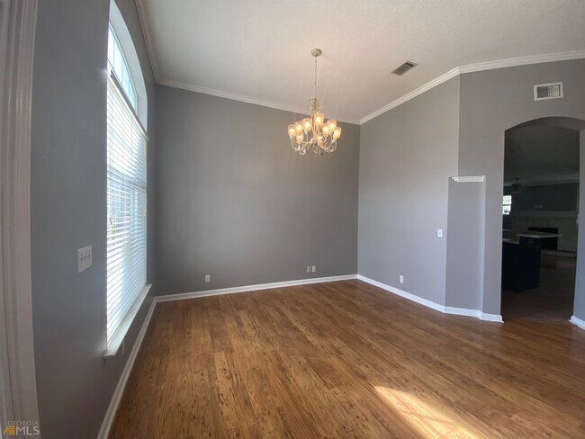 Building Photo - 104 Carrington Way