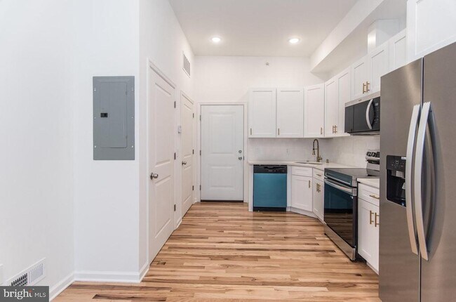 Foto del edificio - 315 N Preston St