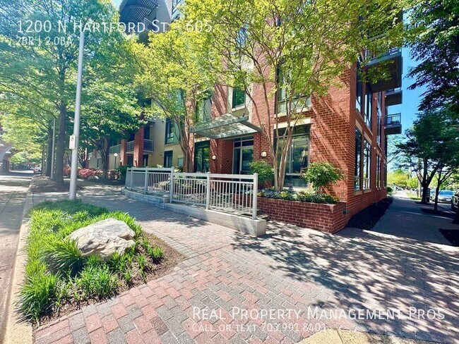 Foto del edificio - 1200 N Hartford St