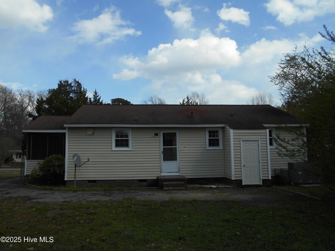 Foto principal - 1007 River St
