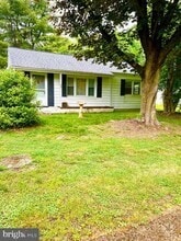 Building Photo - 327 Clarksville Rd