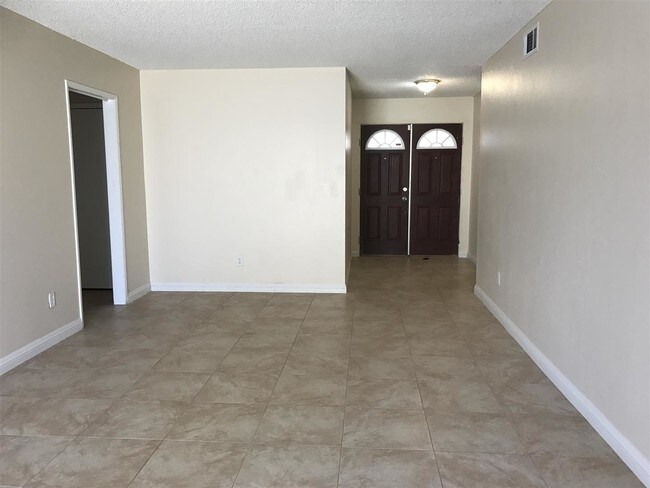 Building Photo - 5398 Latigo St