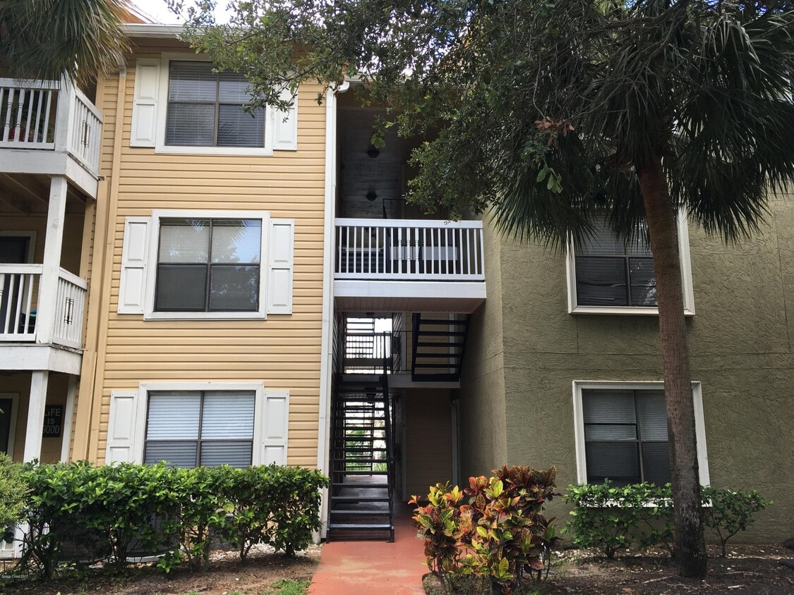 Primary Photo - 225 S Tropical Trail