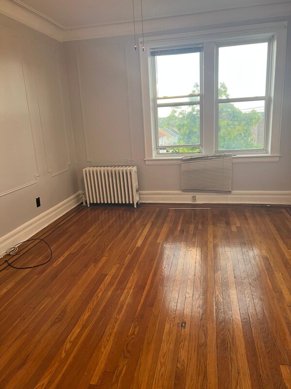 Foto del edificio - 689 Sanford Ave