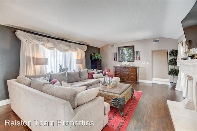 Foto del edificio - 3 br, 2.5 bath House - 111 Pepper Tree Rd