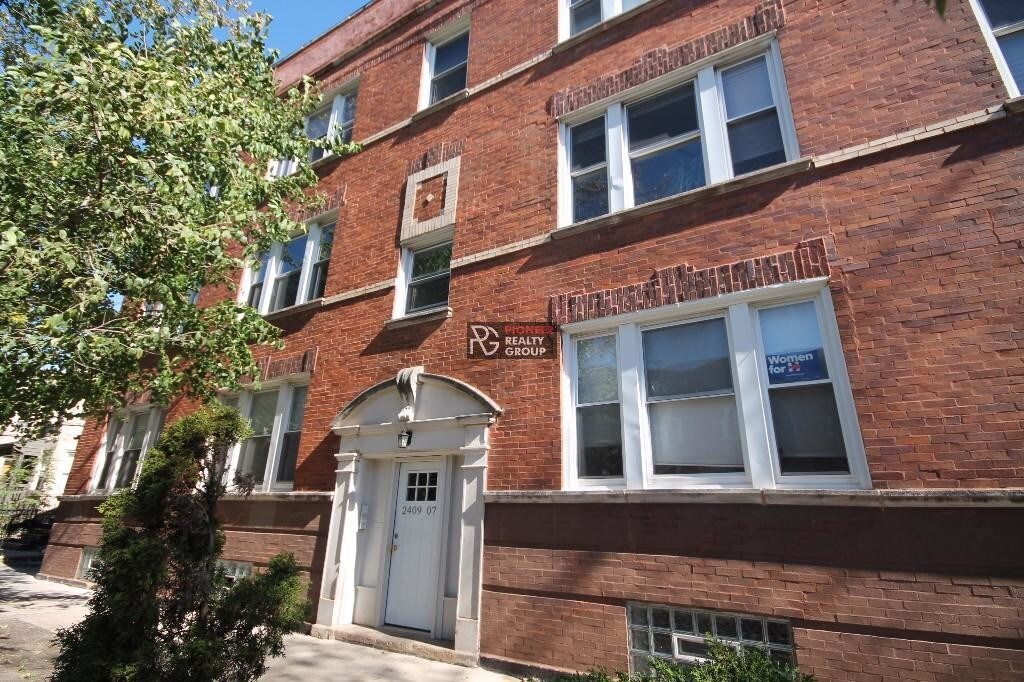 Foto principal - 2401 N Spaulding Ave