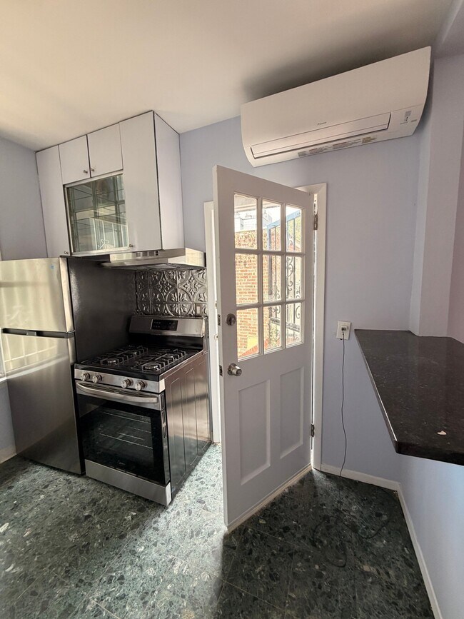 Foto del edificio - 23-78 32nd St