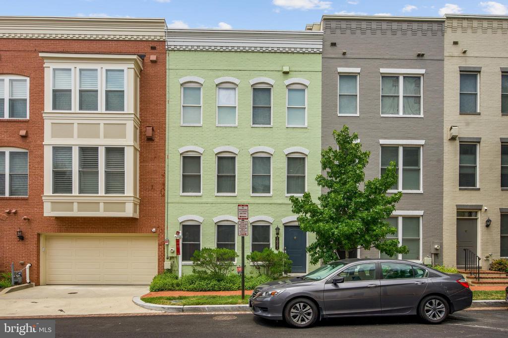 Primary Photo - 1021 3rd Pl SE