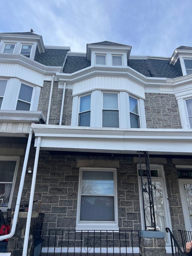 5 Bedroom House - 5 Bedroom House