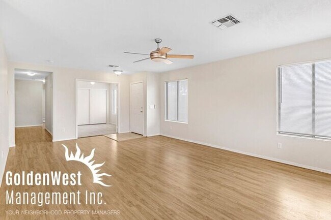 Foto del edificio - Spacious 3Bdm 2Ba Home in Quiet Neighborhood!