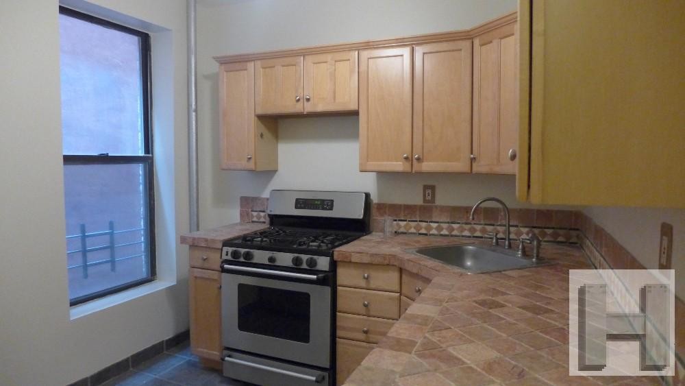 Foto principal - 3 W 122nd St