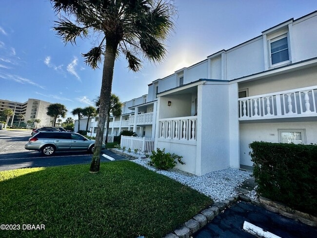 Photo - 4590 S Atlantic Ave Apartment