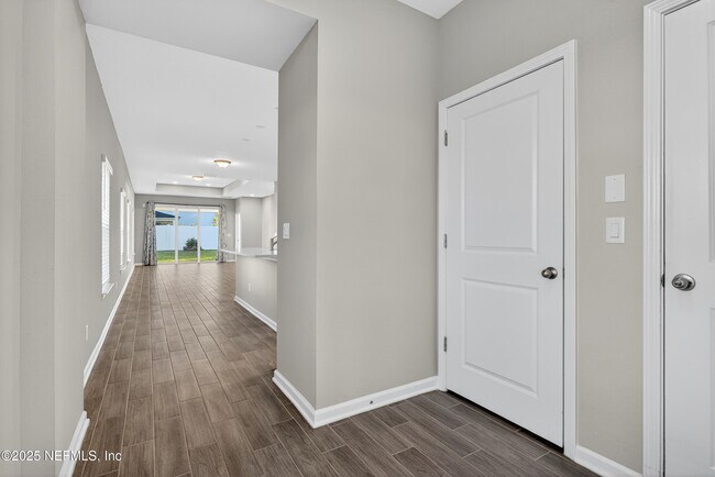 Foto del edificio - 75598 Blackbird Dr