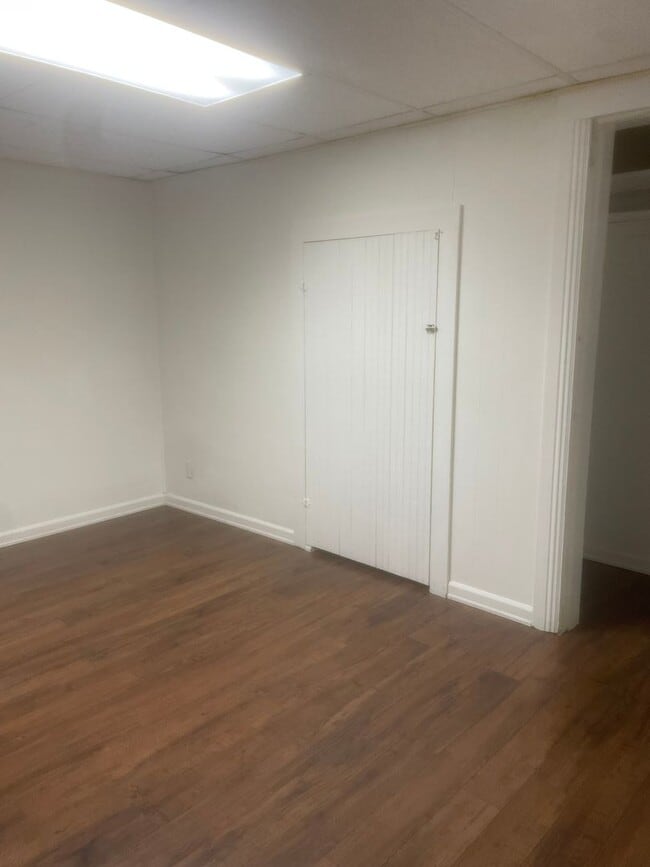 Building Photo - Charming 1BR with bonus room in Elma