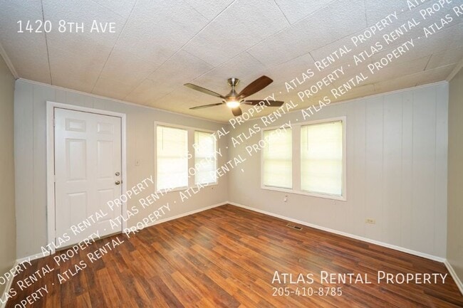 Building Photo - 1420 8th Ave