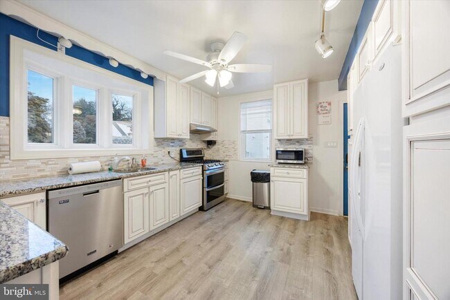 Foto del edificio - 103 Valley Rd