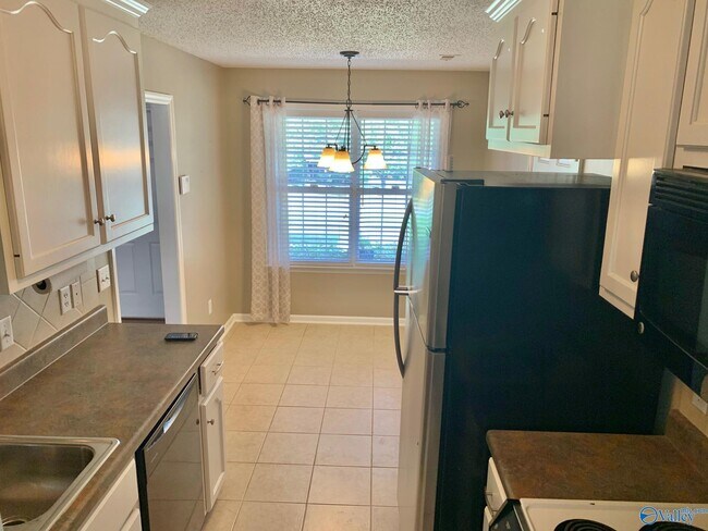 Foto del edificio - 102 Zelkova Ct