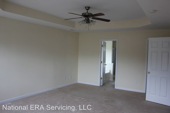 Building Photo - 3 br, 2.5 bath House - 15 Stone Commons Way