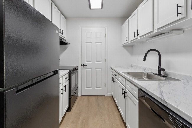 Foto del edificio - ReNew East Granby