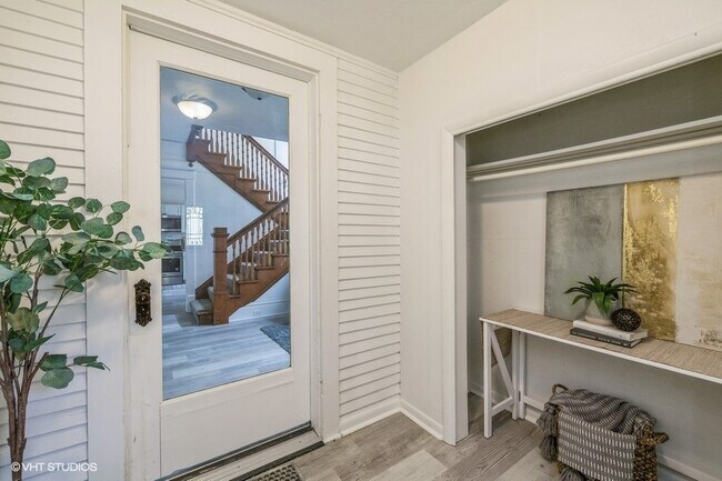 Foto del edificio - 2826 Rutland Ave