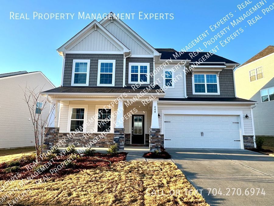 ** MOVE IN SPECIAL**New Construction 5BR/4... House Rental in