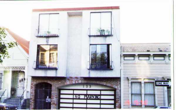 Foto del edificio - 133 Cook St