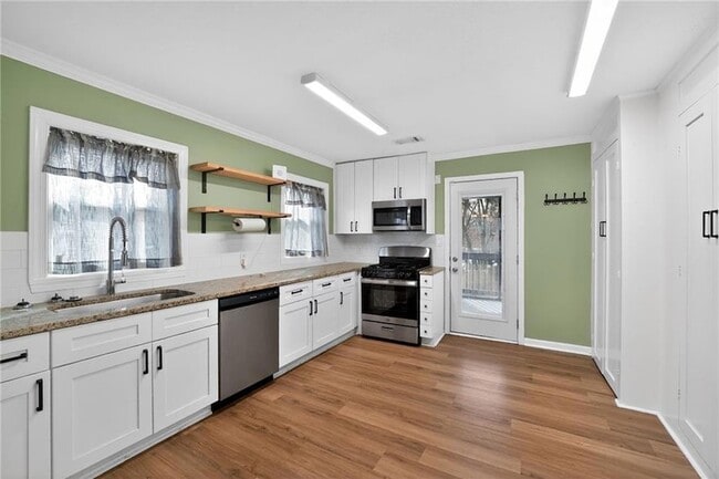 Foto del edificio - 871 Hargis St SE