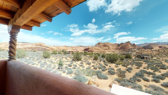 Foto del edificio - Custom Adobe style home in exclusive Navaj...