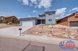 Building Photo - 2370 Courtney Dr