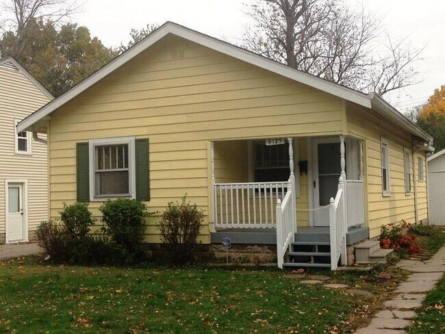 Building Photo - 6125 Kingsley Dr