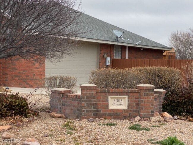 Foto del edificio - 4 br, 3 bath House - 3003 Onate Rd