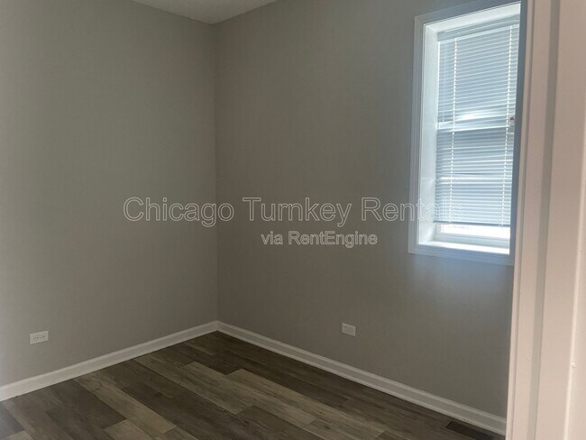 Foto del edificio - 2822 W 25th St