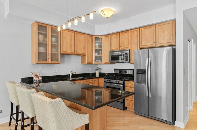 Foto del edificio - 2523 N Halsted St