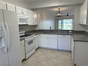 Building Photo - 10030 Maddox Ln