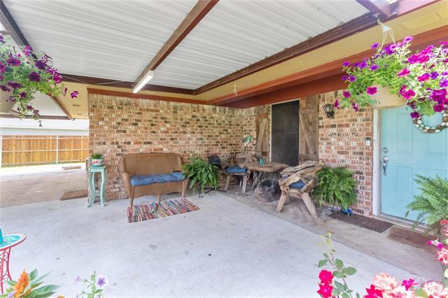 Building Photo - 406 Chumney Dr