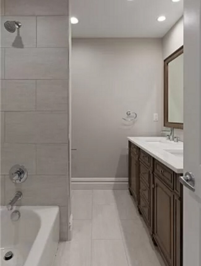 Foto del edificio - 1526 Asbury Pl