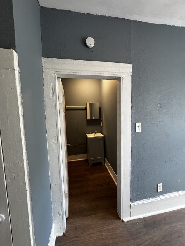 Cozy studio apartment with all bills paid HALF OFF 1ST MONTHS. MOVE IN BY 6/30/26. - Cozy studio apartment with all bills paid