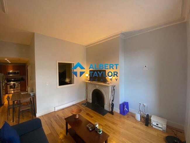 Building Photo - 109 Beacon St