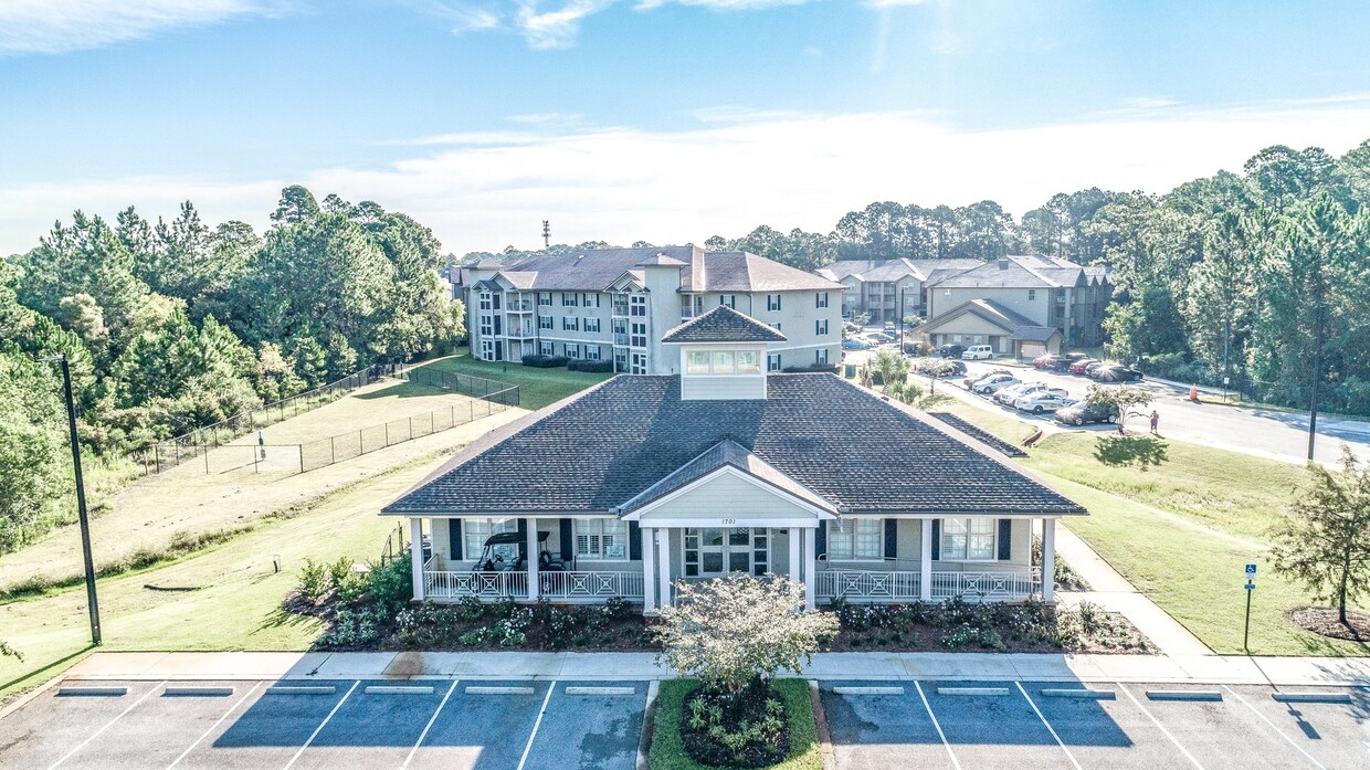 Primary Photo - The Residences at Cypress Preserve Beautif...