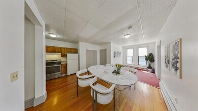Building Photo - 1540 Tremont St
