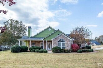 Building Photo - 300 McKendree Ct