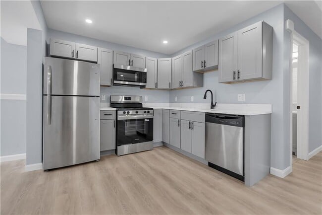 Foto del edificio - 160 Chatham St