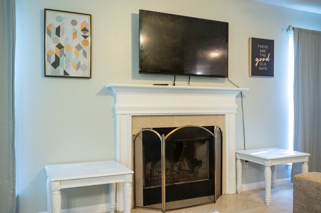 Building Photo - 5320 Starflower Dr