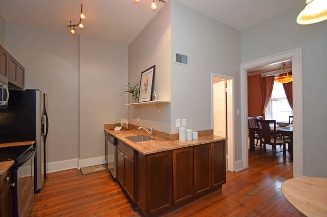 Foto del edificio - 511 Milton St