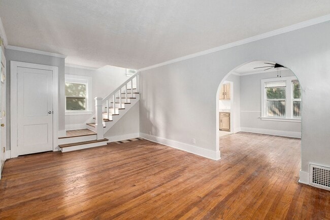 Photo - 2 Story 3 Bed 2 Bath, Off Street Parking! House