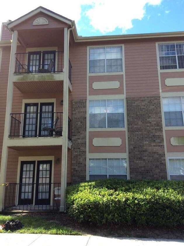 2550 N Alafaya Trail, Orlando, FL 32826 Condo for Rent in Orlando, FL